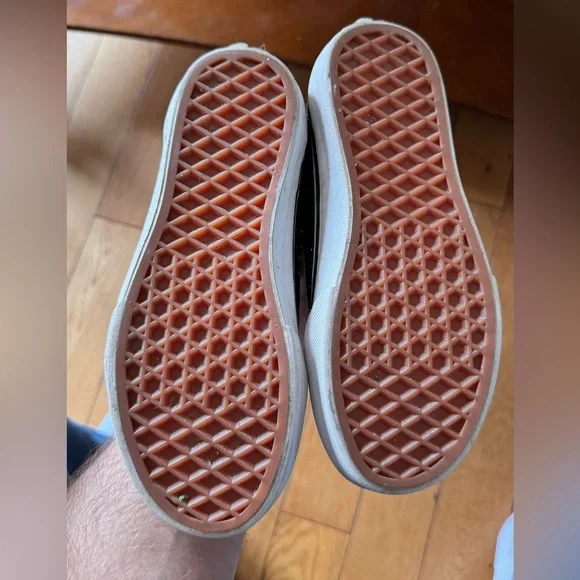 Vans - Picture 4 of 7